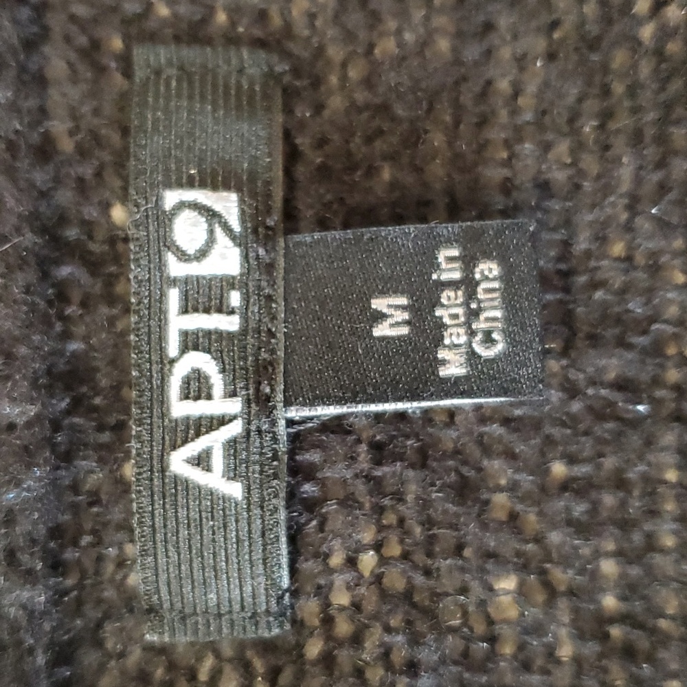 Apt. 9 women's open front cardigan sweater.  Size medium. - Picture 3 of 5
